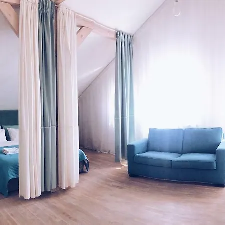 Dom wakacyjny Casa Mia Xix-w Nadmorski Dom Z Ogrodem Cedry Male